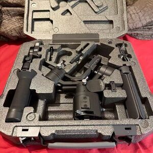 DJI Black Camera Stabilizer Set in Case